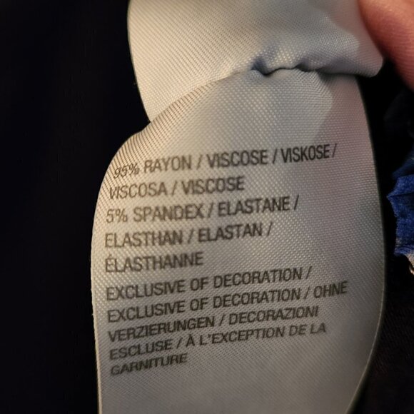 Lori Goldstein Shirt With Ruffle Bottom 1X - Picture 5 of 5